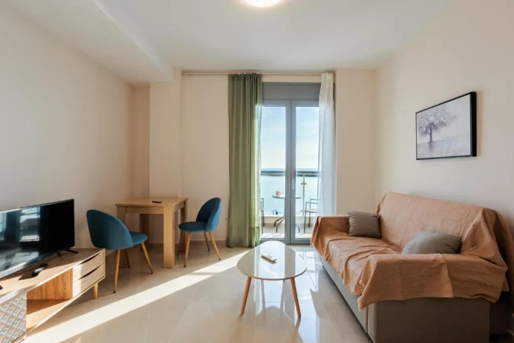 Georgia seaview apartment B3