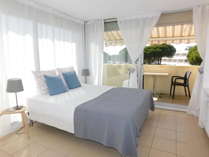 studio 38 climatisé balcon vue mer