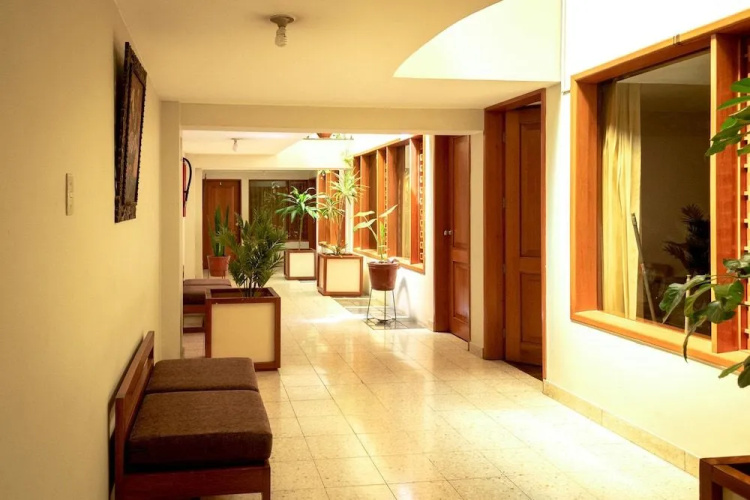 Hostal El Roble