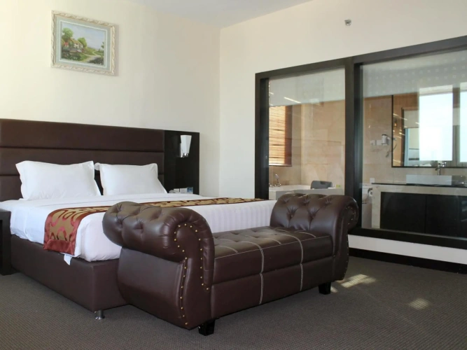 Premier Suite