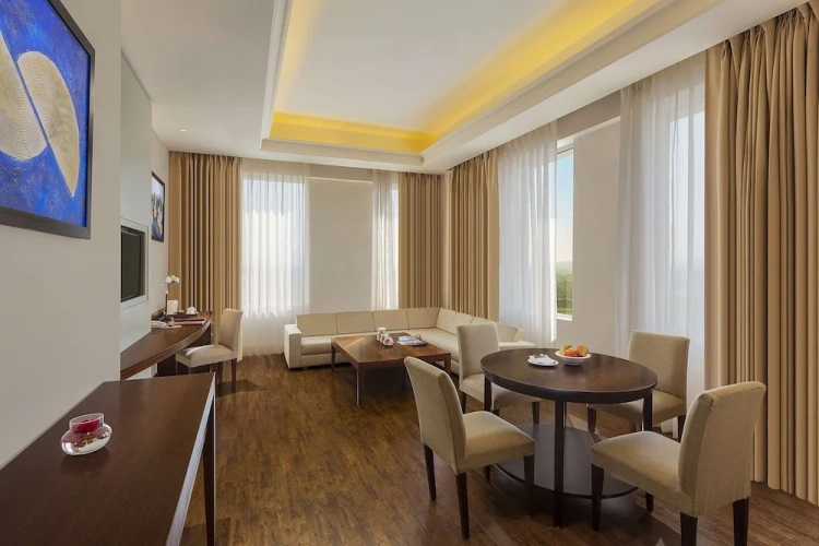 Double Suite