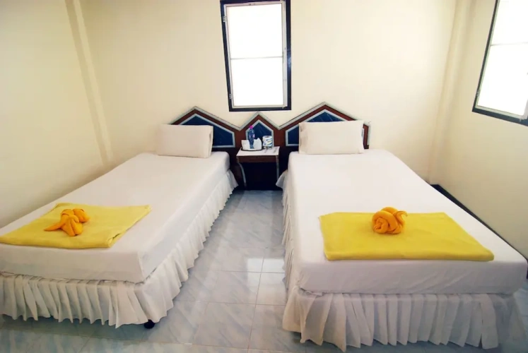 Twin Bungalow with balcony