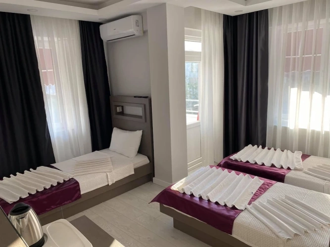 Standard Triple room with balcony