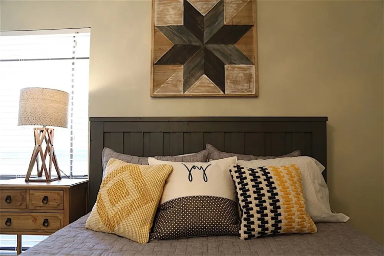 Biltmore Cloisters 2 BR by Casago