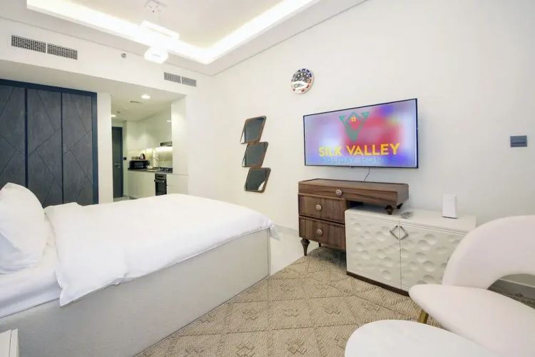 Silk Valley - Modern studio with balcony