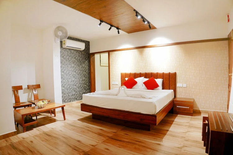 Emarald Ayurvedic Resort