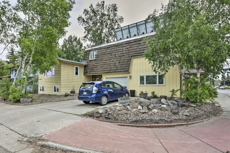 3 Bedrooms Cottage