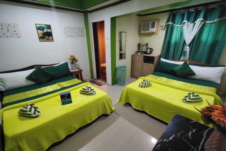 Standard Quadruple room