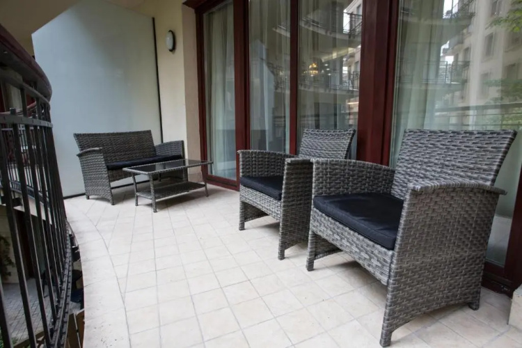 All Seasons Apartment
