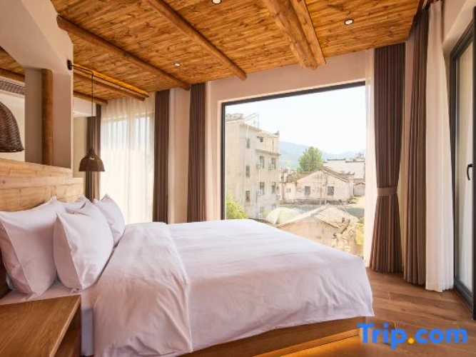 Luxury room with balcony