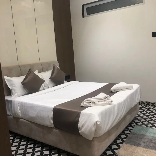 Economy room