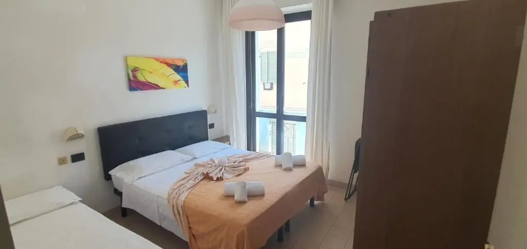 Standard Triple room with balcony