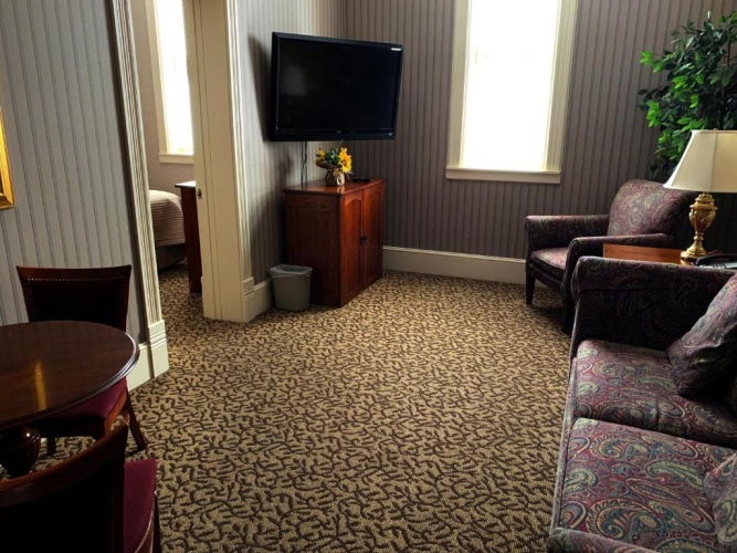 1 Bedroom Suite