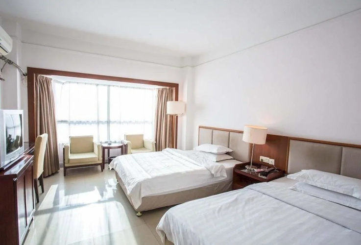 Danxia Hot Spring Holiday Resort Shaoguan