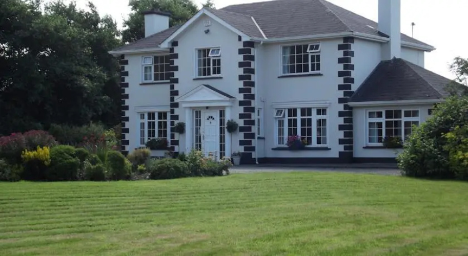 Innwood House