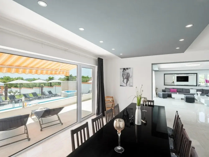 Aesthetic Villa With Private Pool