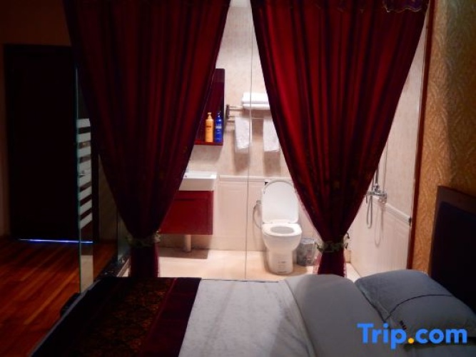 Standard Double room with river view