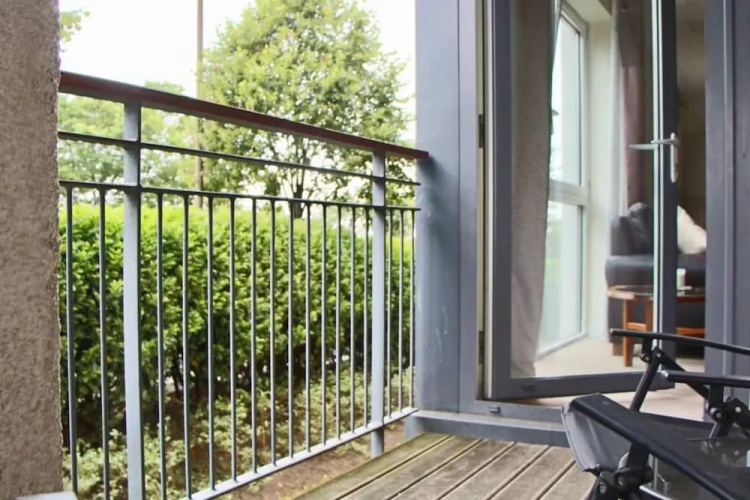 Spacious 2 Bedrooms Apartment in Strada Complex