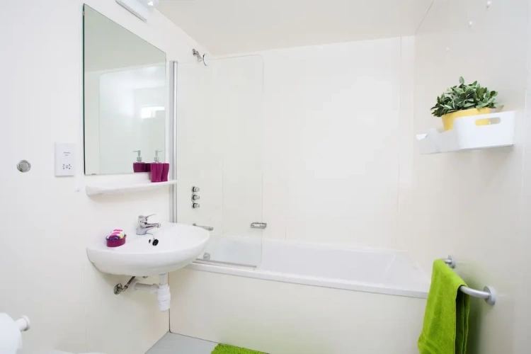 3 Bedrooms Family Apartment