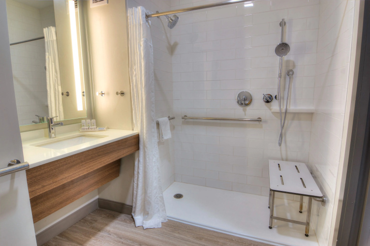 Holiday Inn Gainesville-University Ctr photo 21