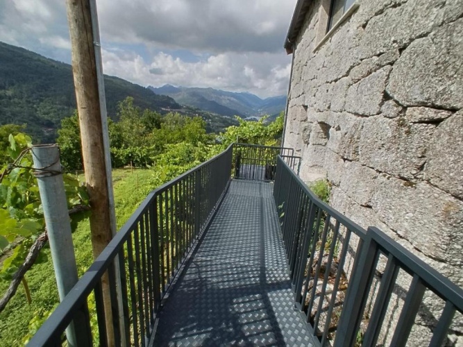 Suite with river view