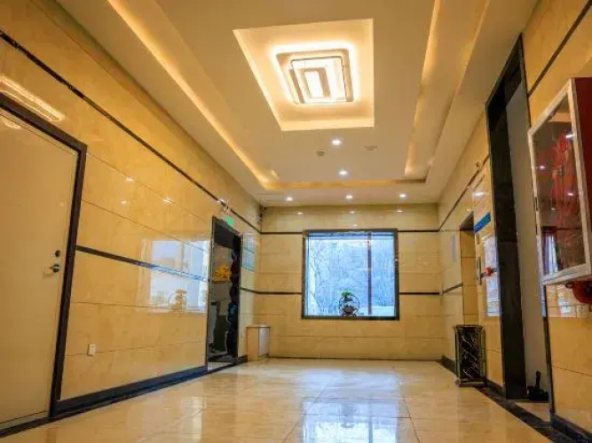 Yiming Hotel