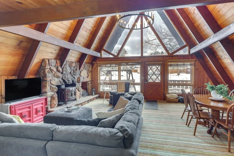 2 Bedrooms Cottage