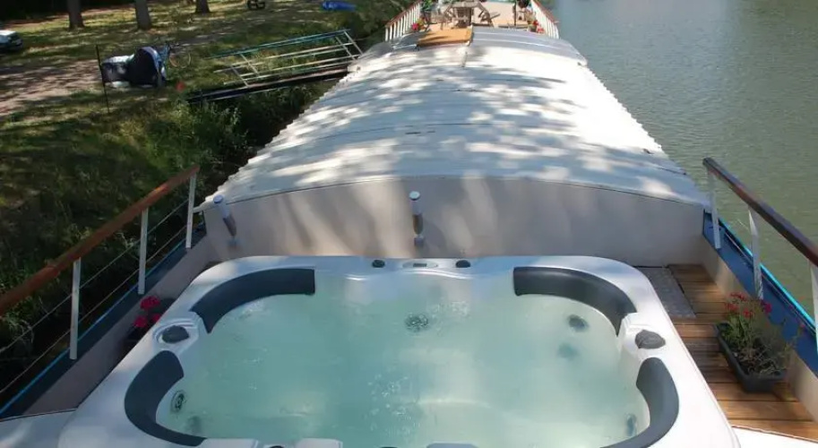 Péniche Magnolia