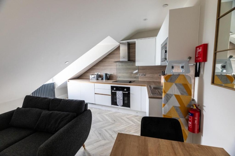 1 Bedroom Apartment