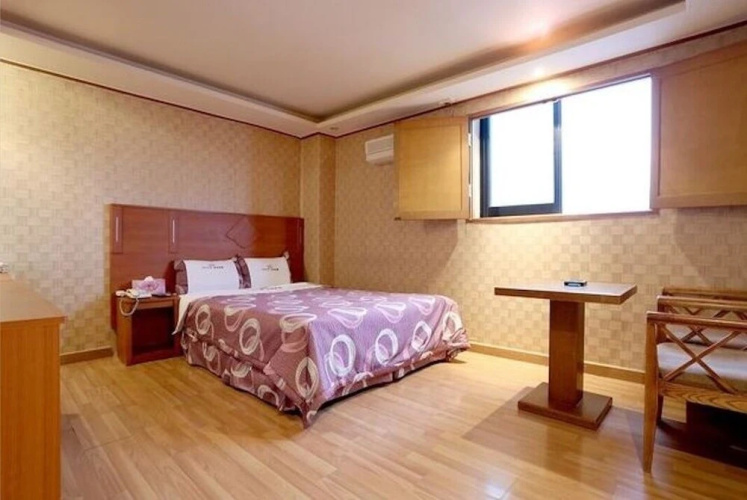Seaside Hotel