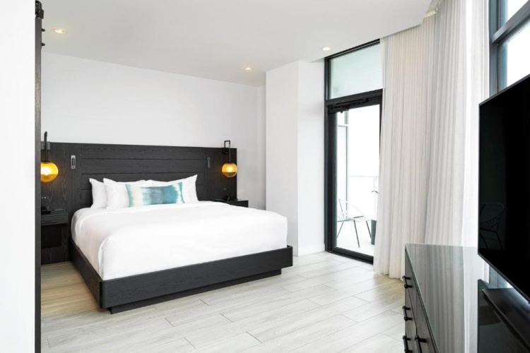 Wave Resort photo 9