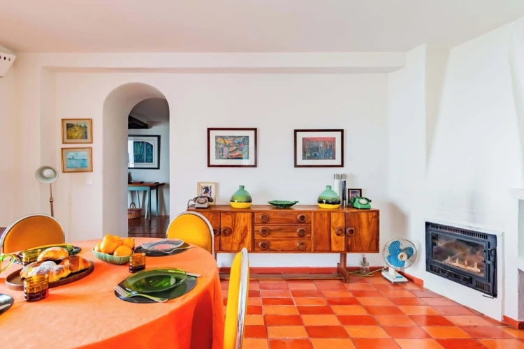 3 Bedrooms Cottage
