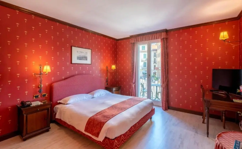 Double room with lake view