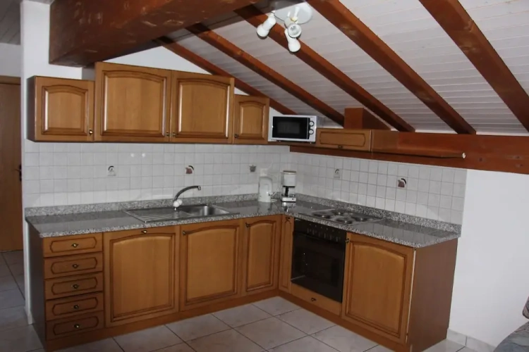 1 Bedroom Standard Apartment with balcony and with mountain view
