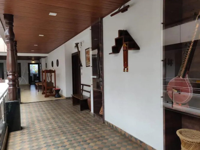 Mudra midtown rooms and suites