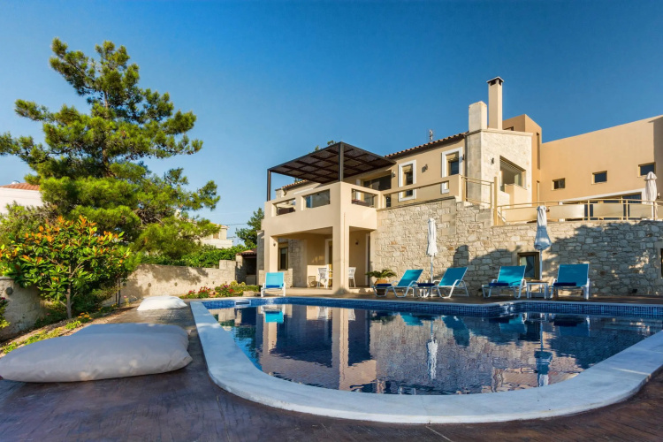 Mitsos Villa Rousospiti