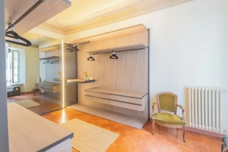 Pantero Apartment by Rent all Como