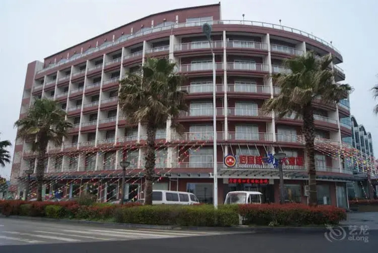 Wave Resort Hotel