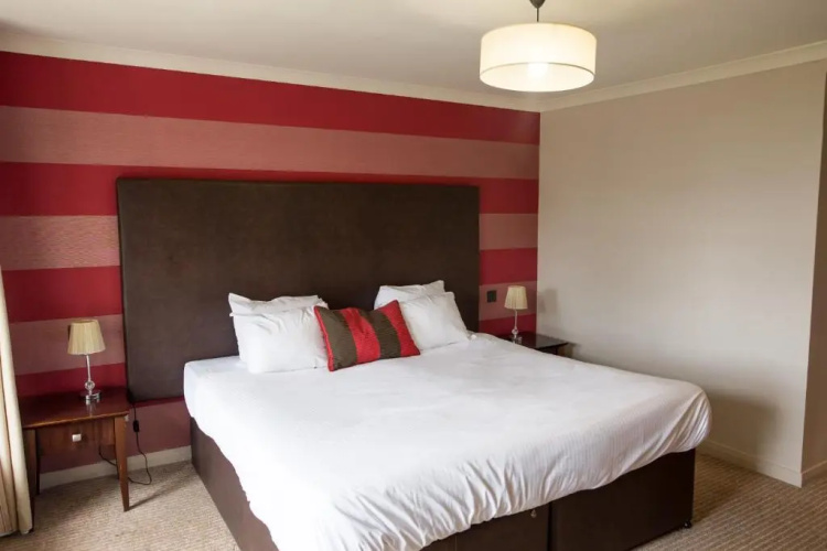 Rosslea Hall Hotel