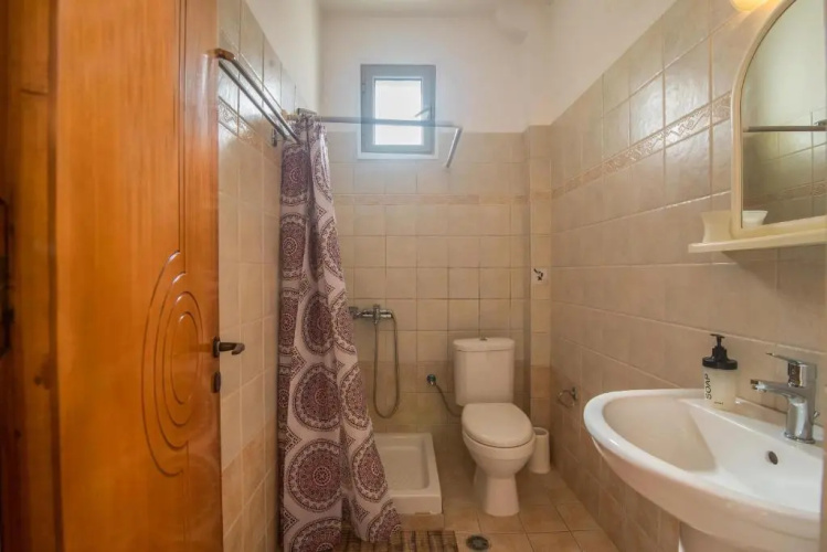 Aleka Apartment 2