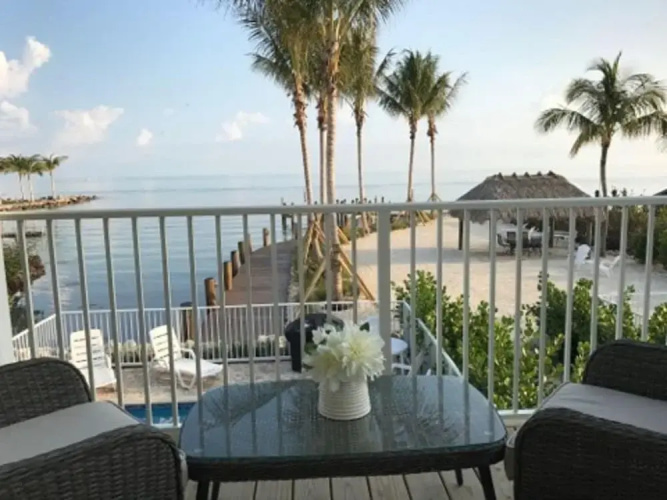 6 Waterfront Beautiful 4 Bed 3 Bath Pool Home