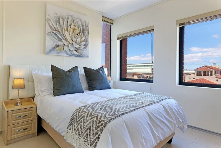 Manhattan Suites 703