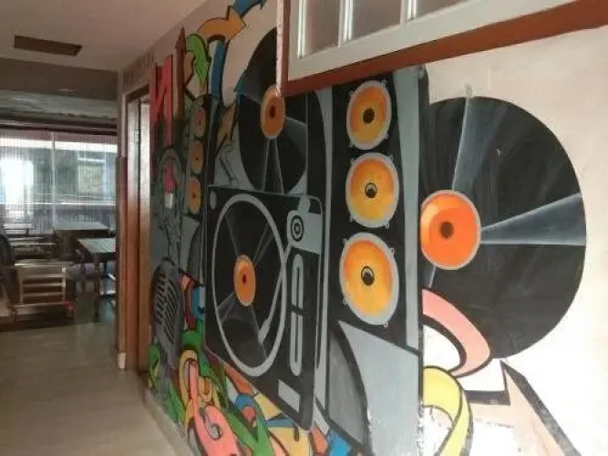 7th Sense Restro Bar & Lounge