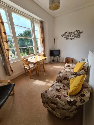 Meadowside Holiday Apartments