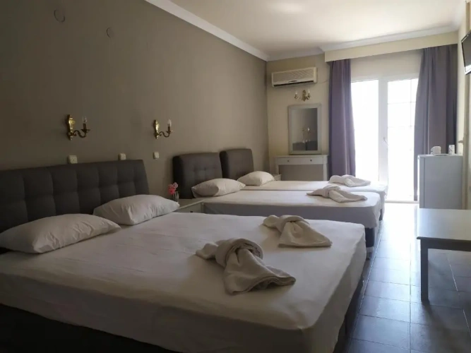Standard Quadruple room