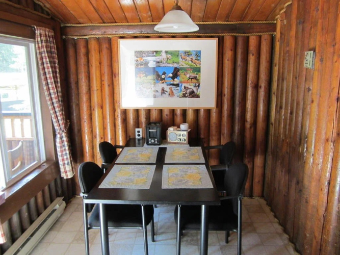 Seawood Bed & Breakfast & Cabins