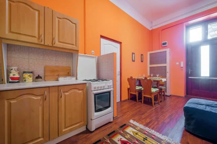 1 Bedroom Apartment