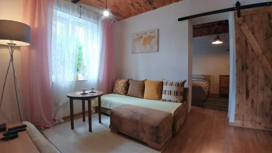 2 Bedrooms Apartment