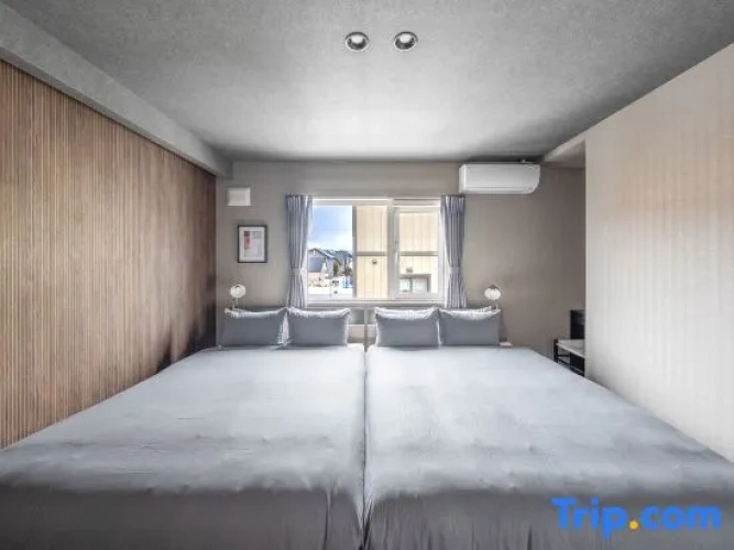 4 Bedrooms Cottage