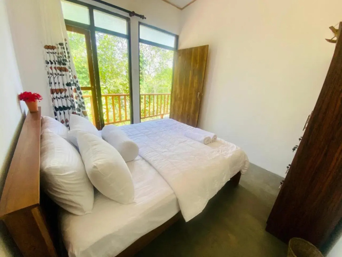 Jungle Beach Hostel
